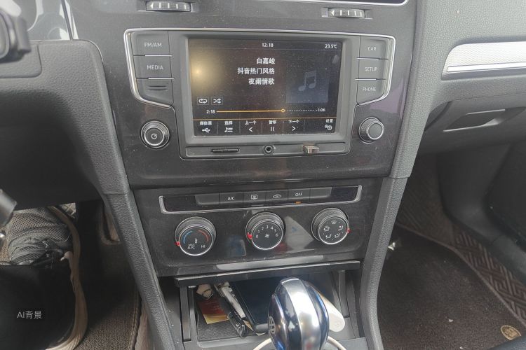 Volkswagen Golf 2017 صورة سيارة #15