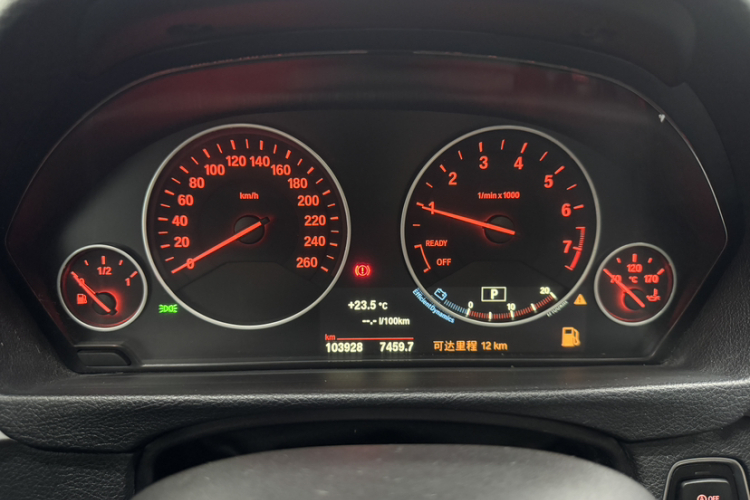 BMW 3 Series 2019 car image #8