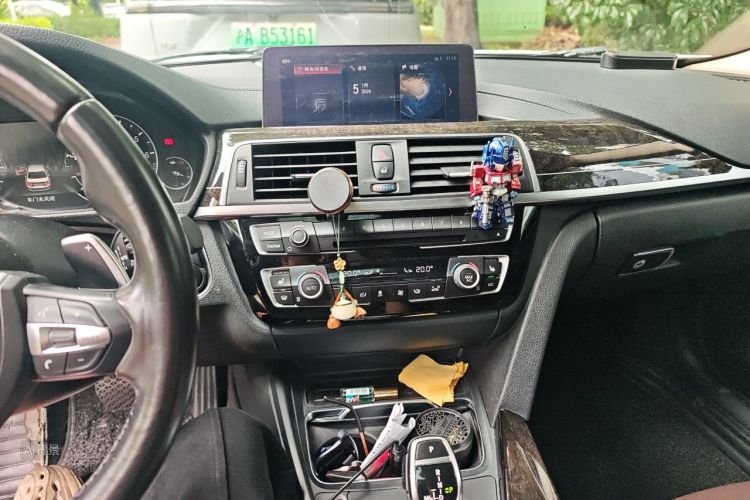 BMW 3 Series 2018 #15 BMW 3 Series 2018 car image #15
