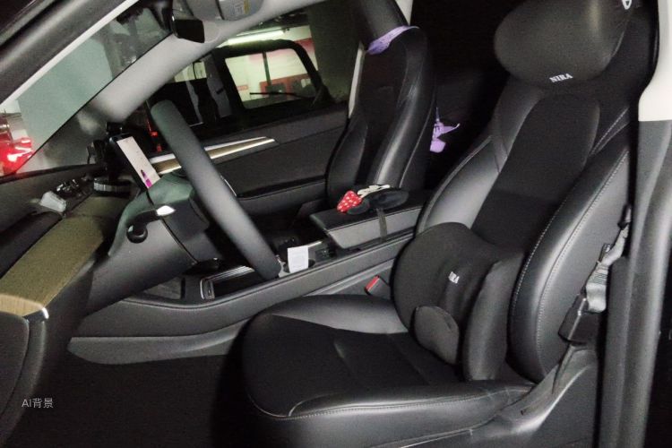 Tesla Model Y 2022 car image #17
