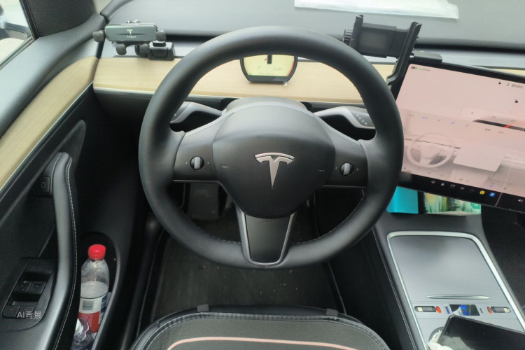 Tesla Model Y 2023 #12 Tesla Model Y 2023 car image #12