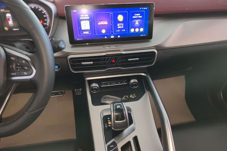 GEELY Coolray 2021 #13 GEELY Coolray 2021 car image #13