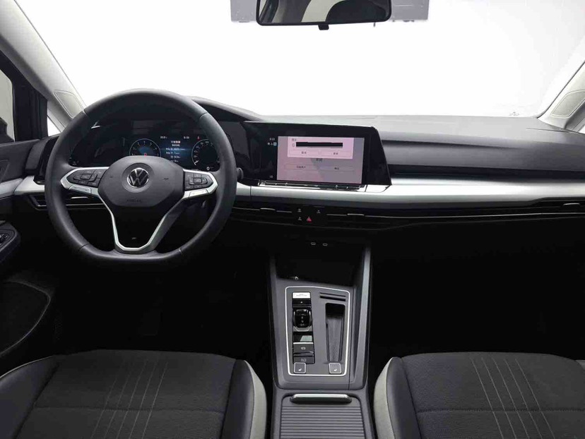 Volkswagen Golf 2022 car image #7