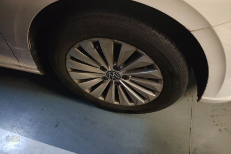 Volkswagen Lavida 2021 car image #9