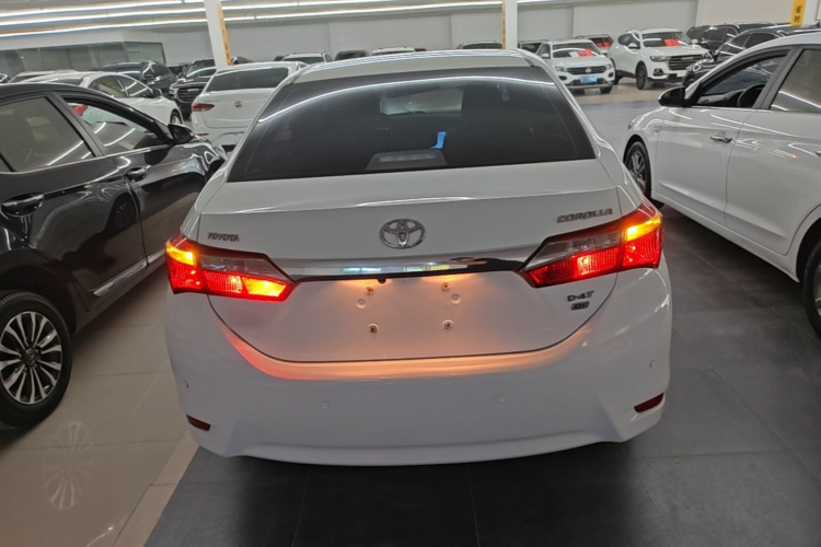 Toyota Corolla 2018 #6 Toyota Corolla 2018 car image #6