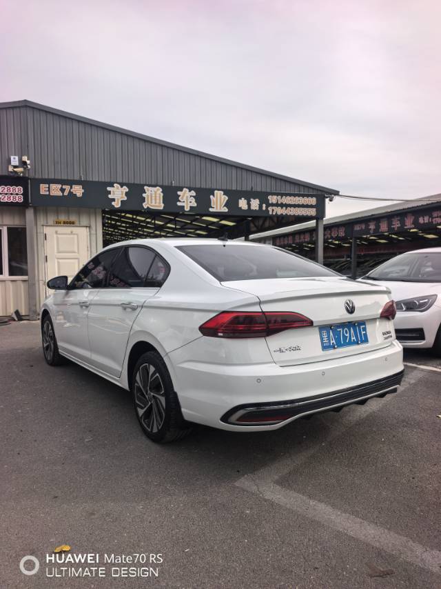 Volkswagen Bora 2024 imagen de coche #7