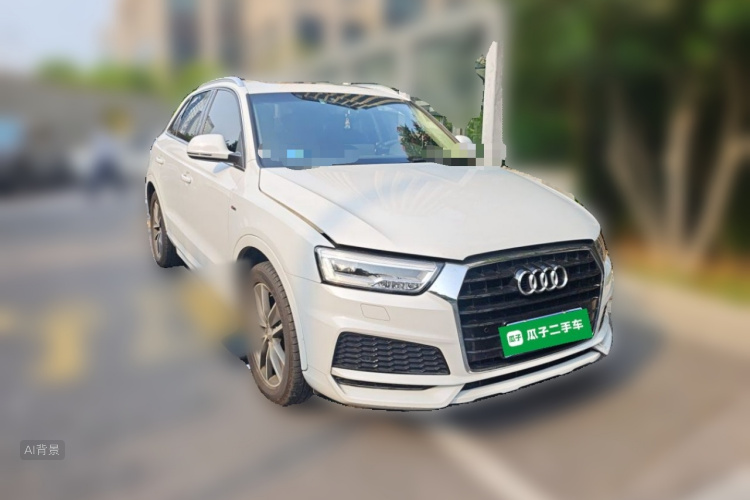 Audi Q3 2019 car image #4