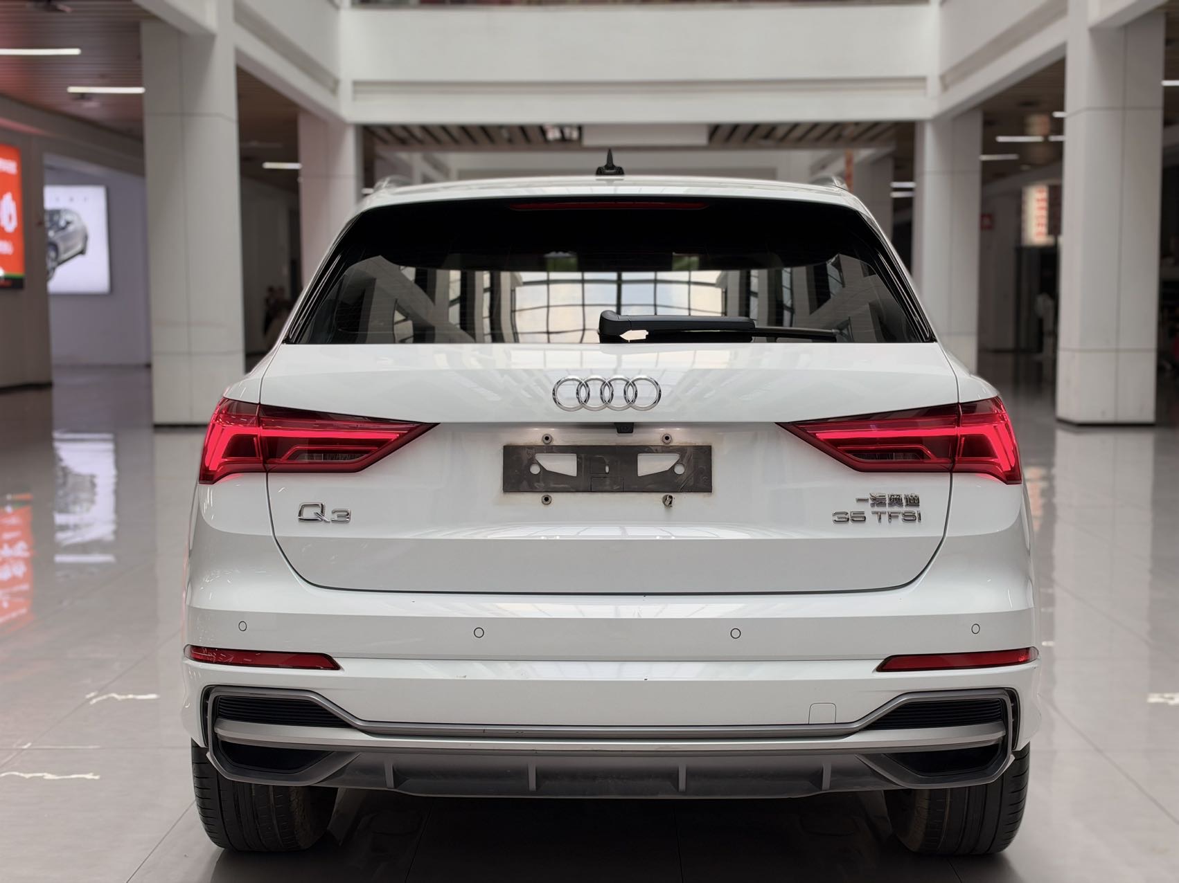 Audi Q3 2023 image de voiture #6