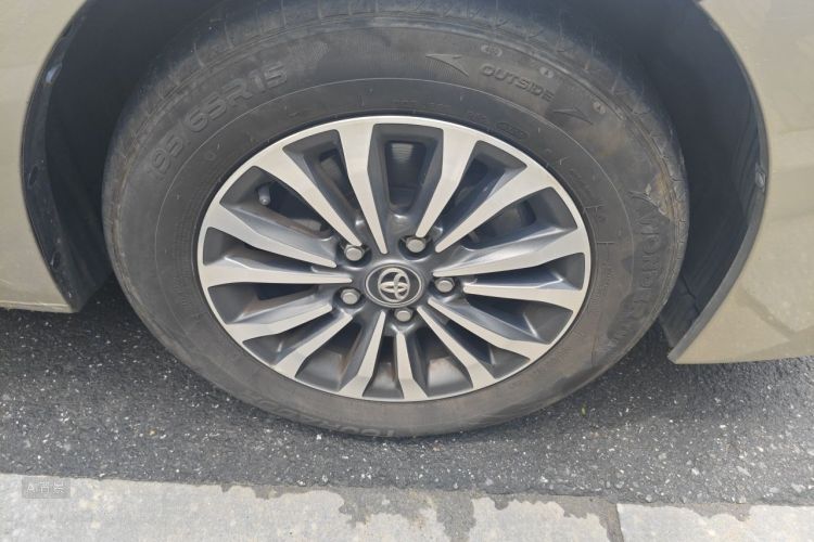 Toyota Corolla 2018 #9 Toyota Corolla 2018 car image #9