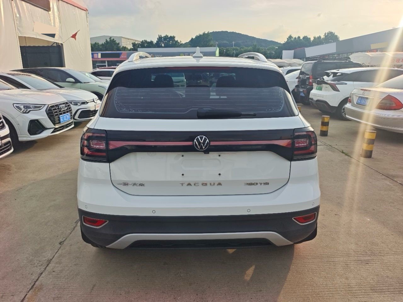 Volkswagen Tacqua 2022 #12 Volkswagen Tacqua 2022 صورة سيارة #12