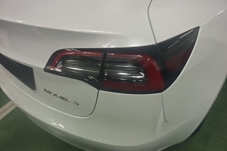 Tesla Model 3 2021 car image #8