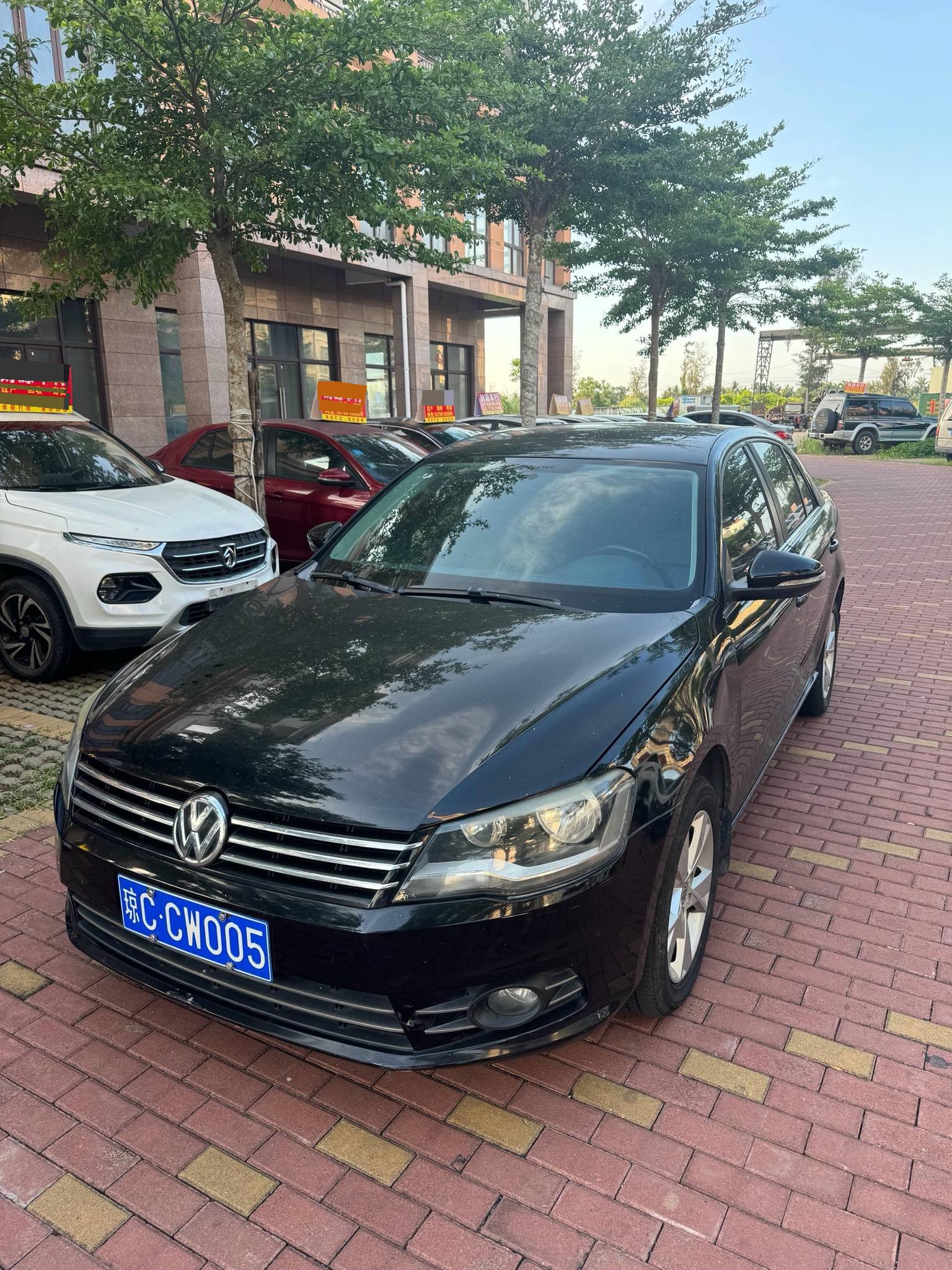 Volkswagen Bora 2014 car image 
