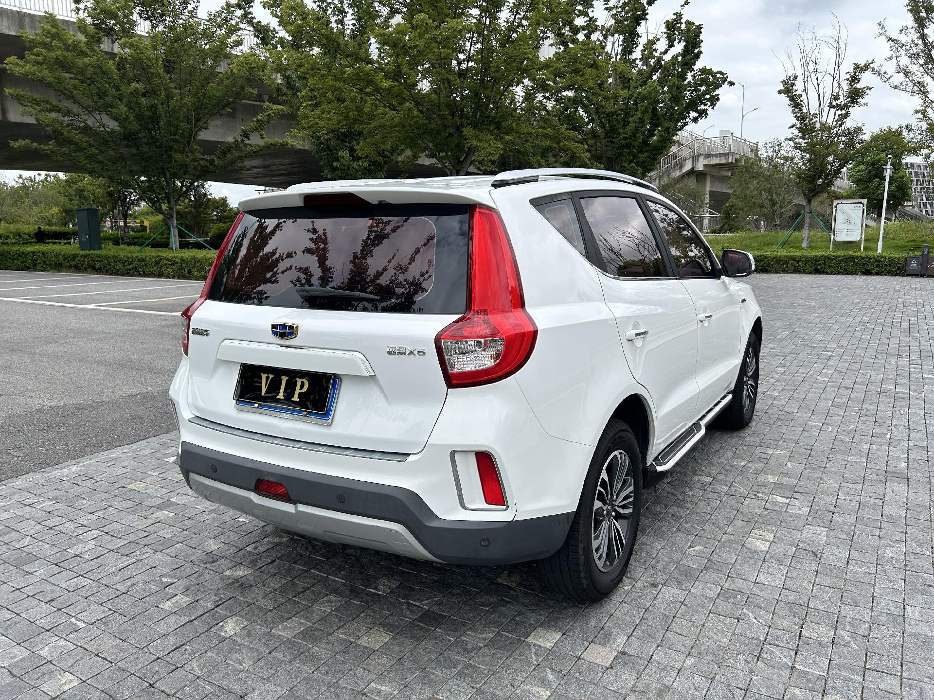 GEELY Vision X6 2017 car image #6