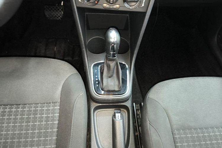 Volkswagen Polo 2018 #14 Volkswagen Polo 2018 car image #14