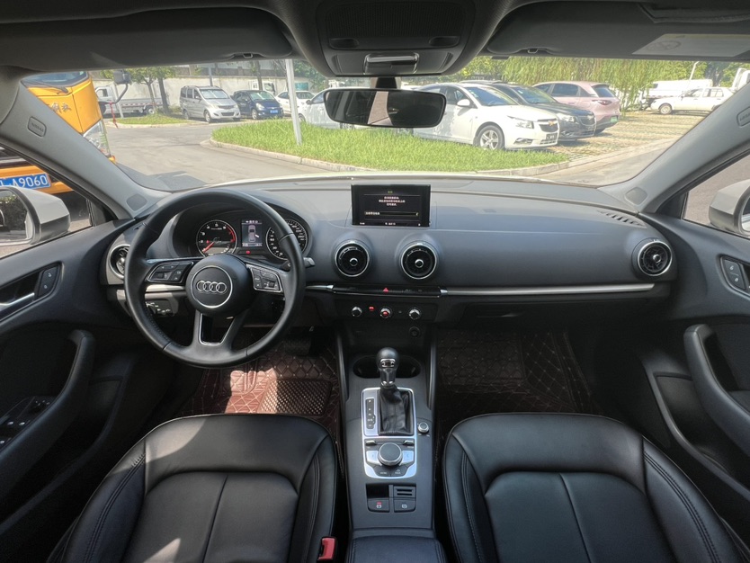 Audi A3 2019 car image #7