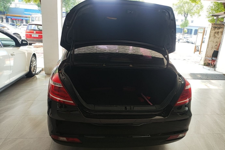 GEELY Emgrand 2015 #19 GEELY Emgrand 2015 car image #19