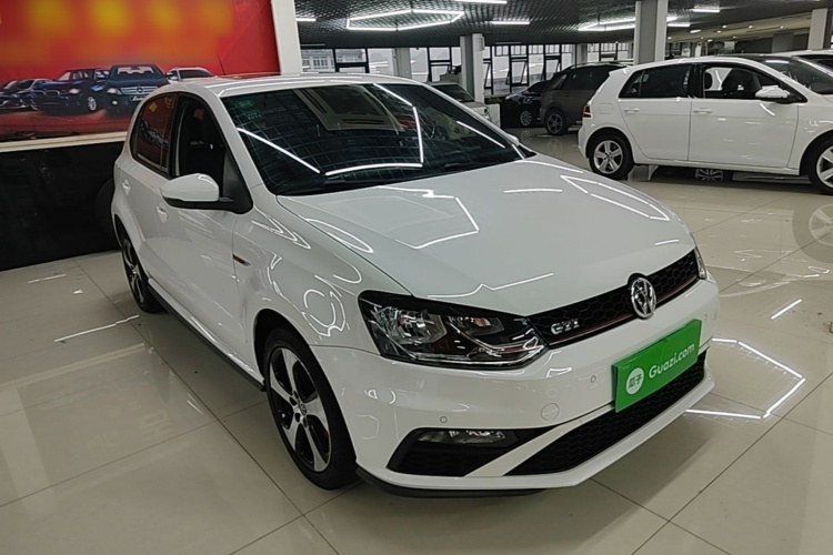 Volkswagen Polo 2019 #4 Volkswagen Polo 2019 car image #4