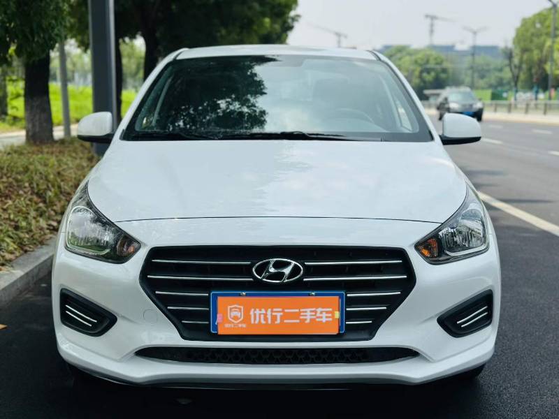 Hyundai Reina 2019 car image #2