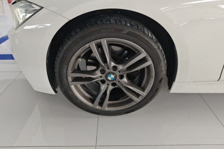 BMW 3 Series 2018 #9 BMW 3 Series 2018 car image #9