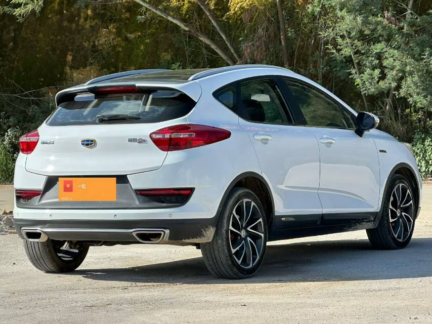 GEELY Emgrand GS 2017 #3 GEELY Emgrand GS 2017 car image #3