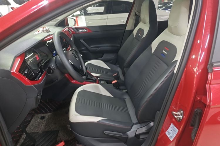 Volkswagen Polo 2021 immagine di auto #15
