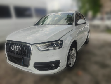 Audi Q3 2015 car image 