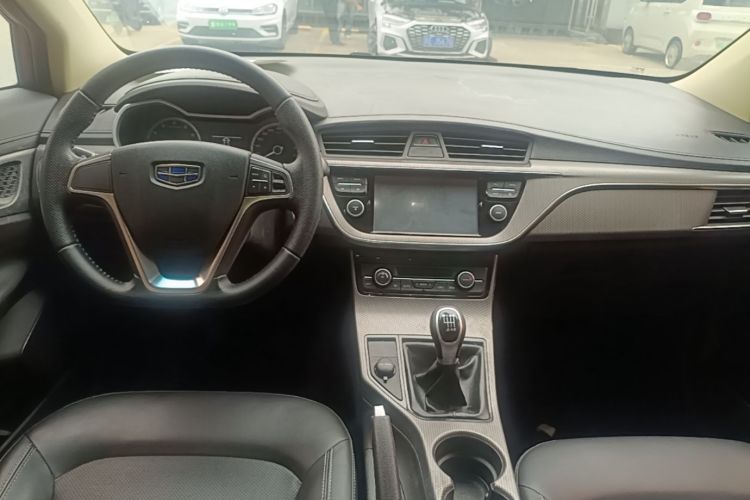 GEELY Emgrand GS 2017 صورة سيارة #11