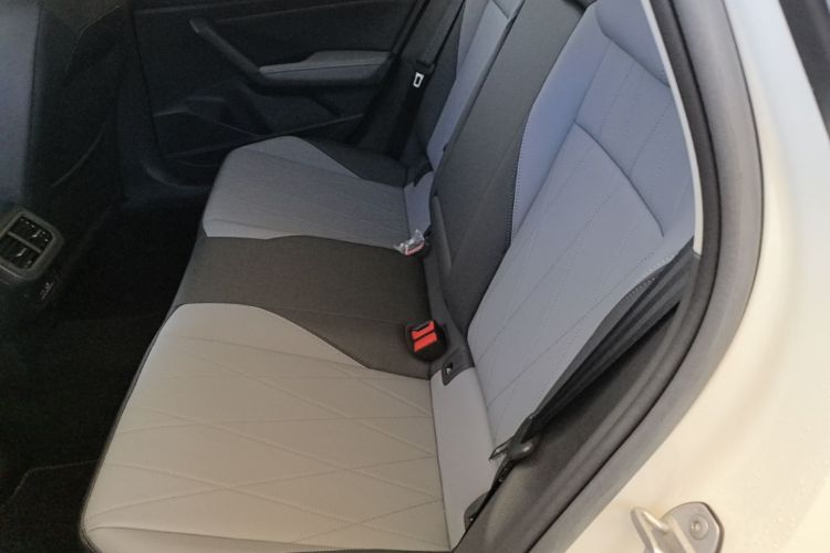 Volkswagen Lavida 2025 car image #17