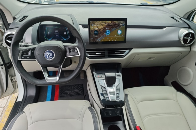 BYD Yuan Pro 2022 car image #10