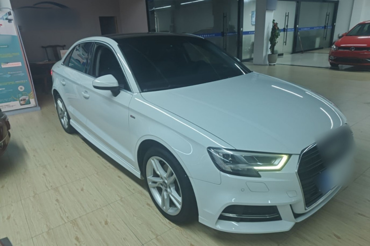 Audi A3 2019 #4 Audi A3 2019 car image #4