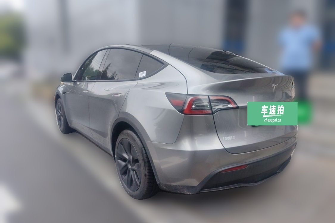 Tesla Model Y 2024 car image #3
