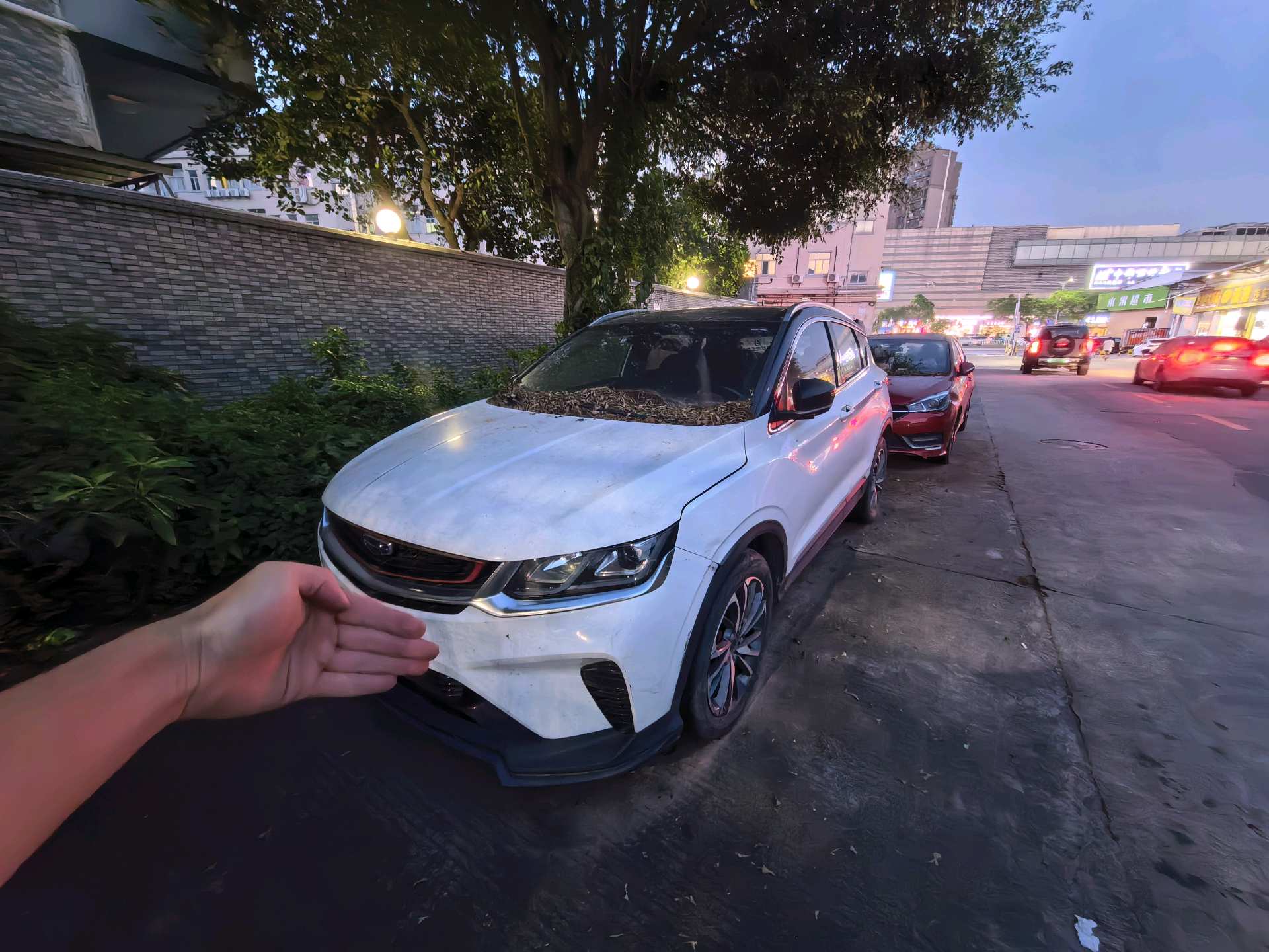 GEELY Coolray 2021 GEELY Coolray 2021 car image