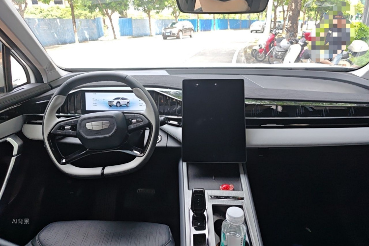GEELY Boyue L 2025 car image #11