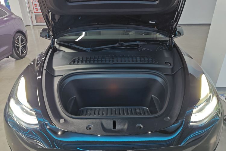 Tesla Model Y 2023 immagine di auto #20