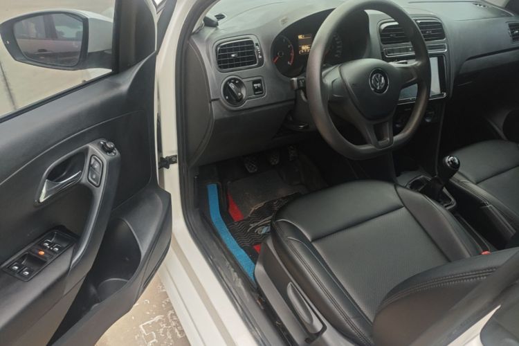 Volkswagen Polo 2016 #16 Volkswagen Polo 2016 car image #16