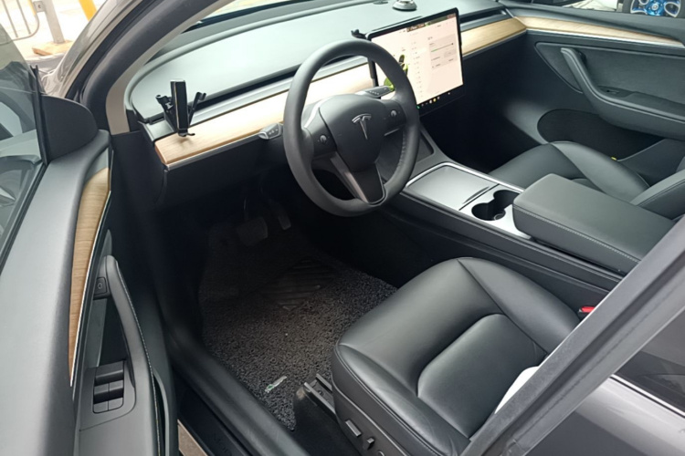 Tesla Model Y 2021 #16 Tesla Model Y 2021 صورة سيارة #16