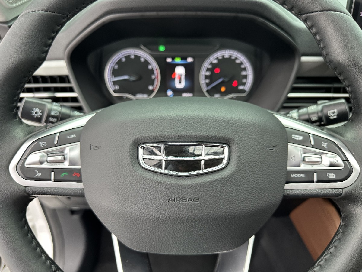 GEELY Vision X6 2023 car image #13