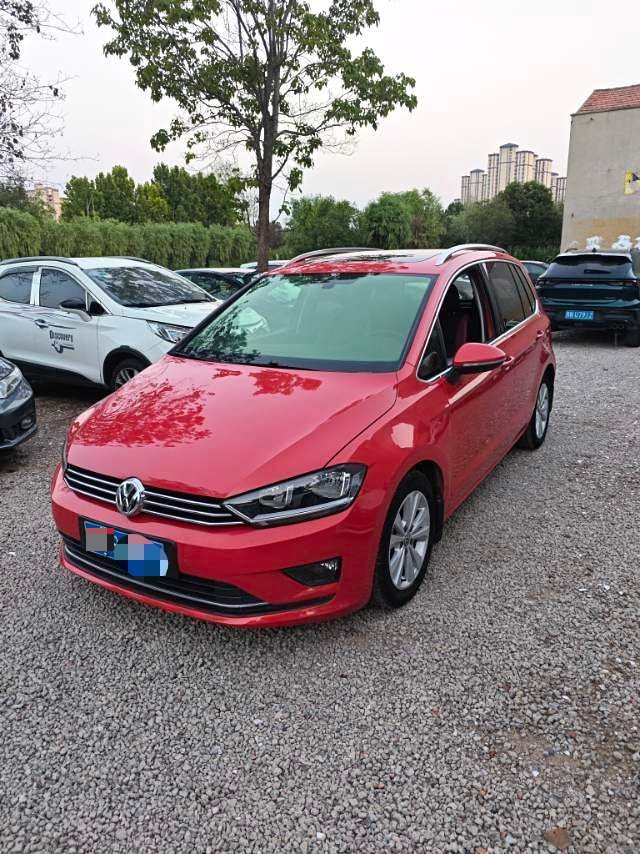 Volkswagen Golf Sportsvan 2017 Volkswagen Golf Sportsvan 2017 car image