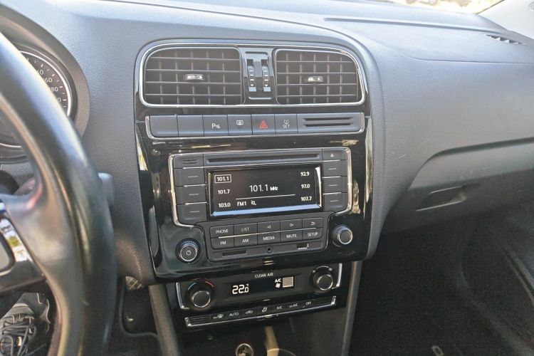Volkswagen Polo 2017 #13 Volkswagen Polo 2017 car image #13