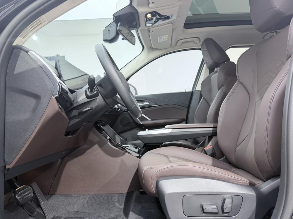 BMW X1 2023 car image #15