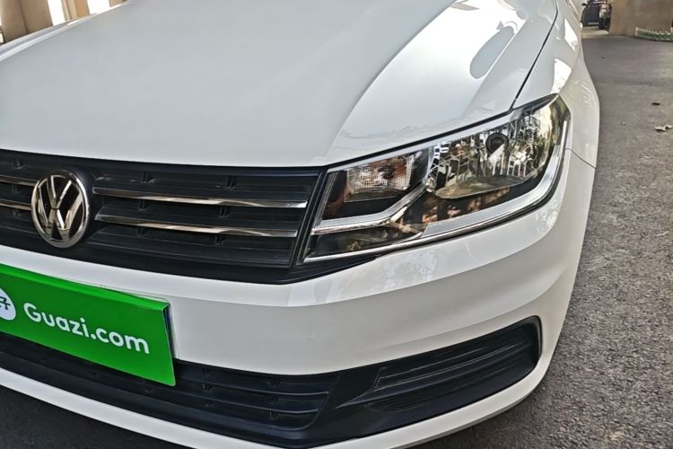 Volkswagen Santana 2017 immagine di auto #23