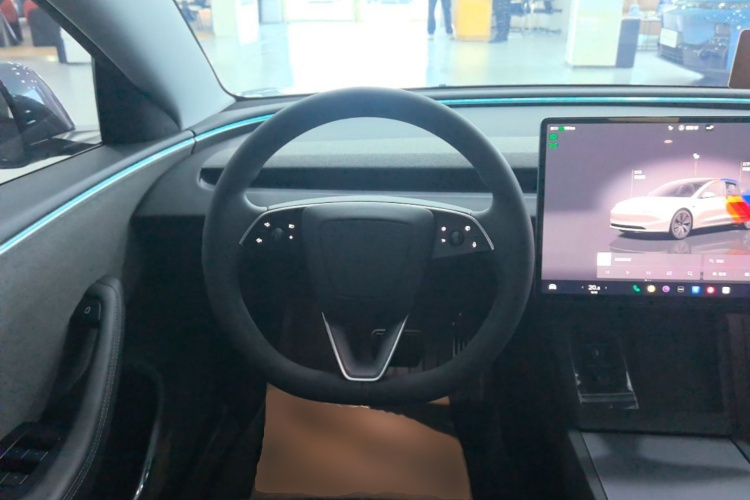 Tesla Model 3 2024 #11 Tesla Model 3 2024 car image #11