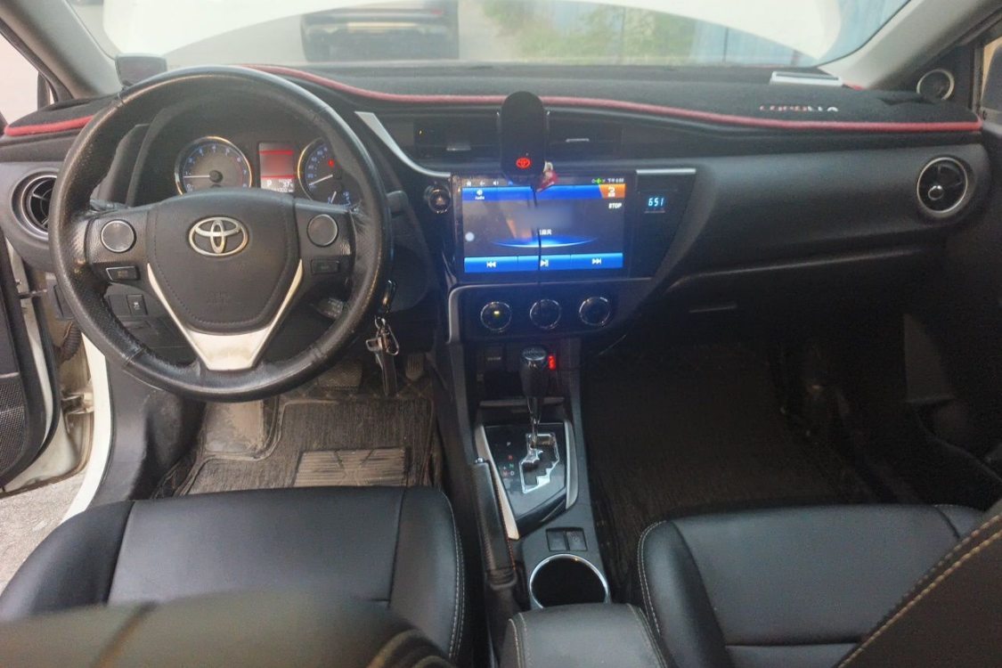 Toyota Corolla 2018 car image #23