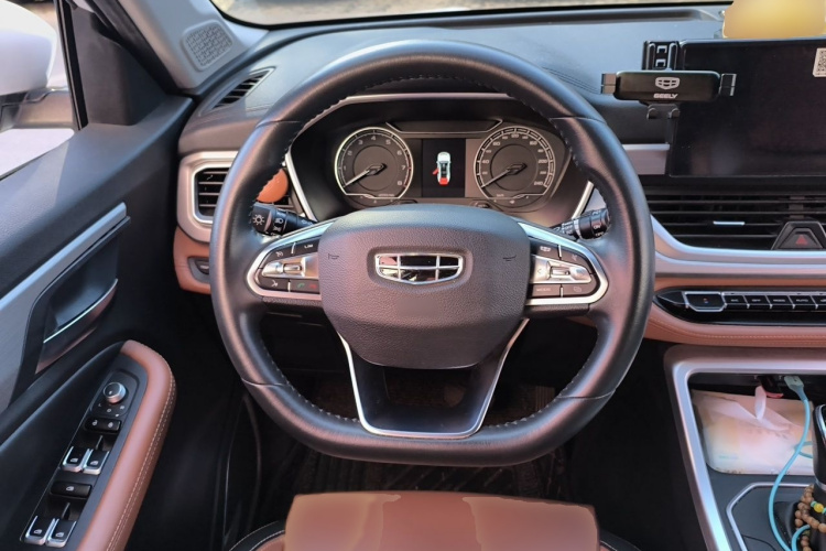 GEELY Vision X6 2020 #15 GEELY Vision X6 2020 изображение автомобиля #15