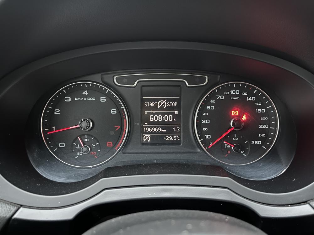 Audi Q3 2014 car image #14