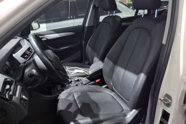 BMW X1 2018 car image #15