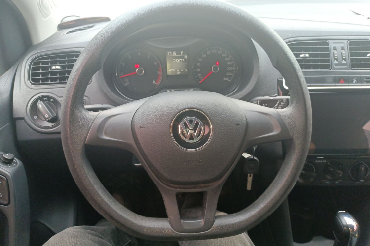 Volkswagen Polo 2019 imagem de carro #11