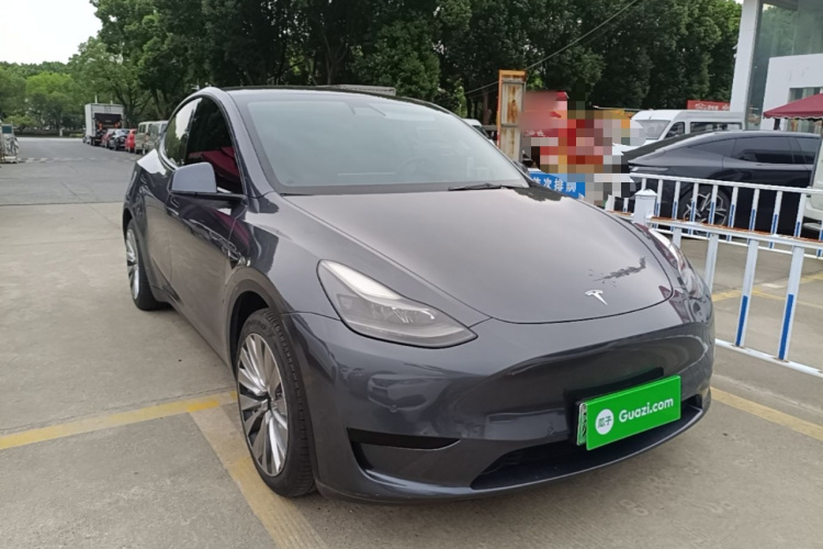 Tesla Model Y 2022 #4 Tesla Model Y 2022 car image #4