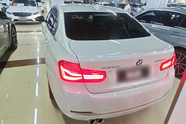 BMW 3 Series 2019 #6 BMW 3 Series 2019 car image #6