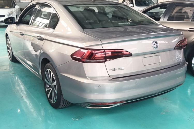 Volkswagen Bora 2018 car image #7